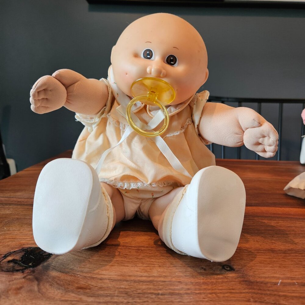 Cabbage Patch Doll With Pacifier 1985